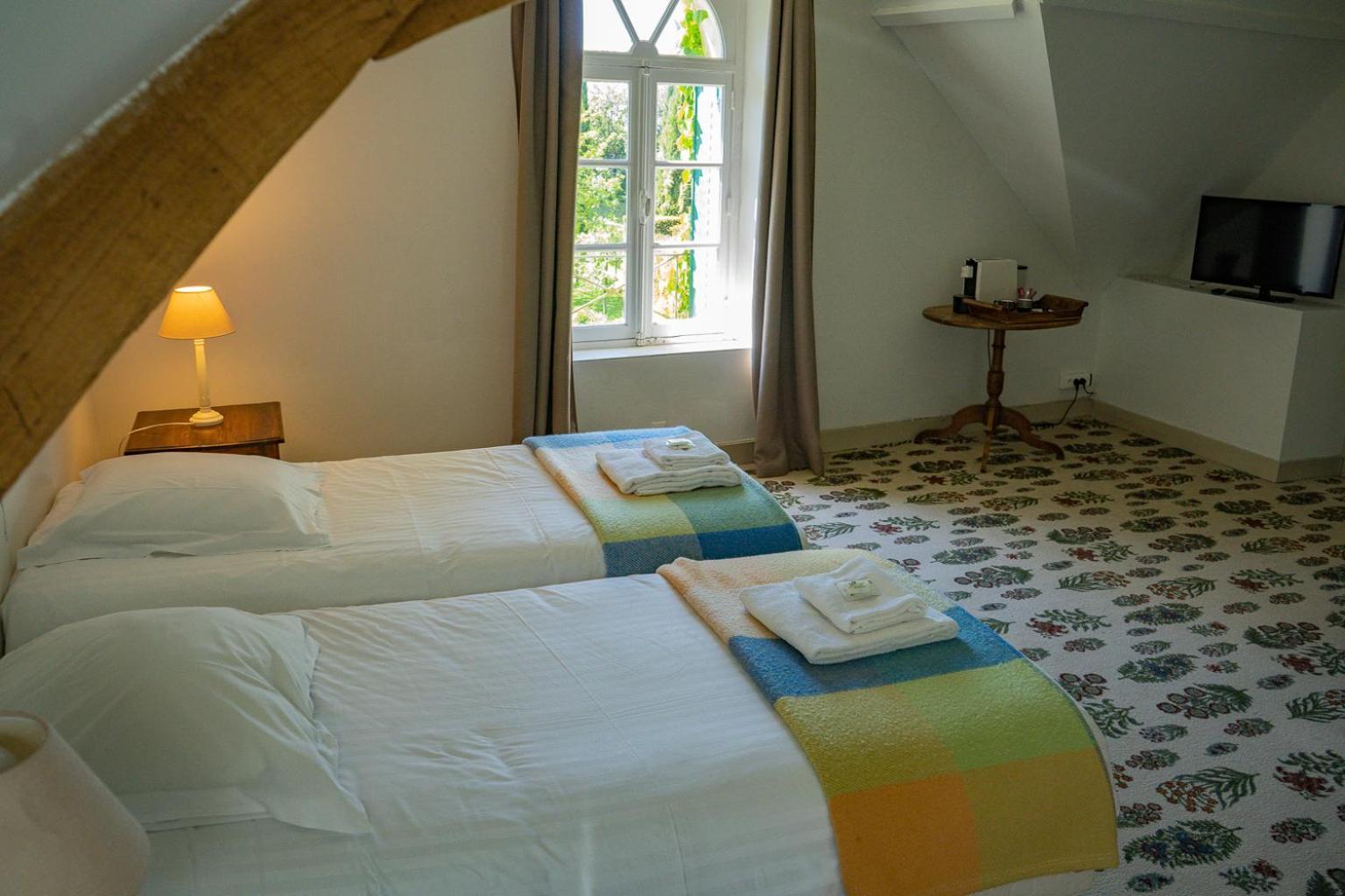 Hotel Haras De La Potardiere Crosmieres Экстерьер фото
