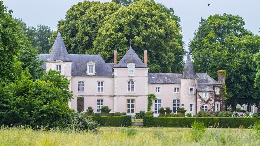 Hotel Haras De La Potardiere Crosmieres Экстерьер фото