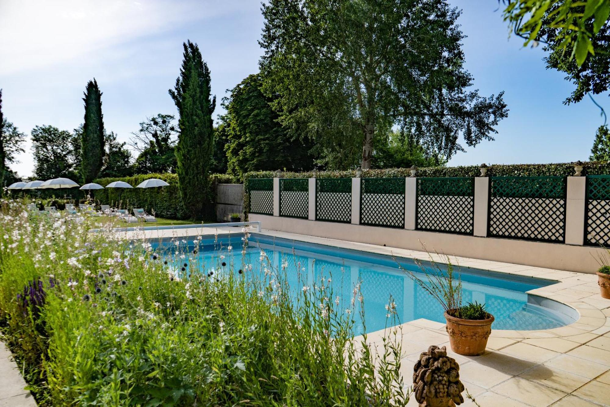 Hotel Haras De La Potardiere Crosmieres Экстерьер фото