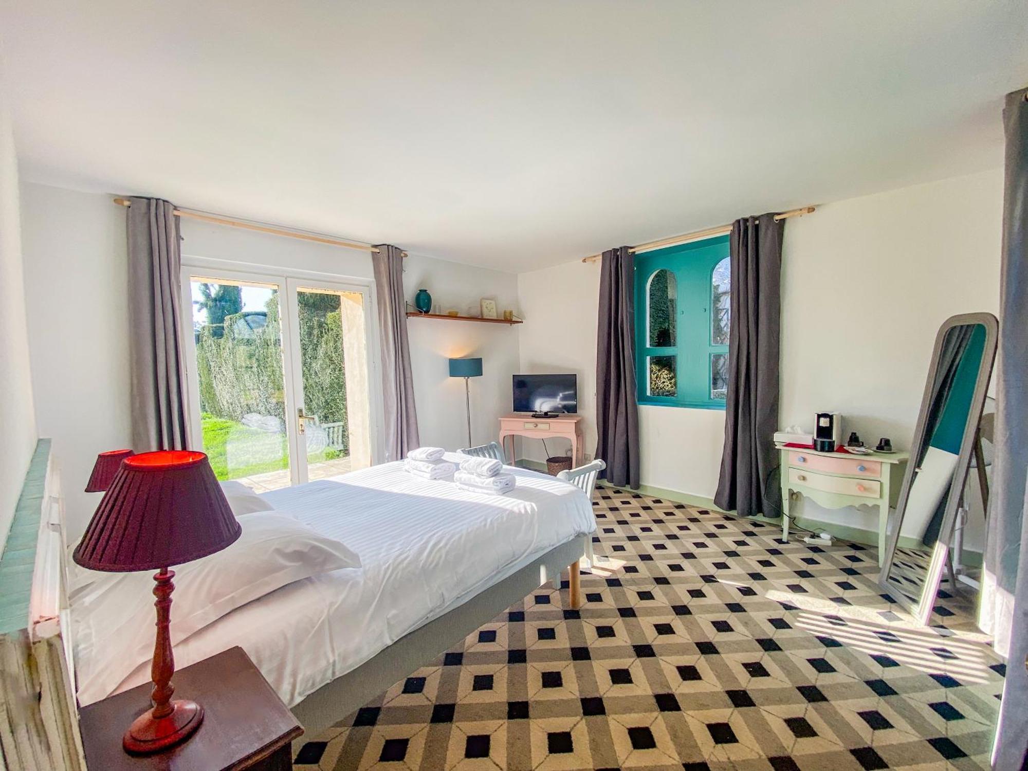 Hotel Haras De La Potardiere Crosmieres Экстерьер фото