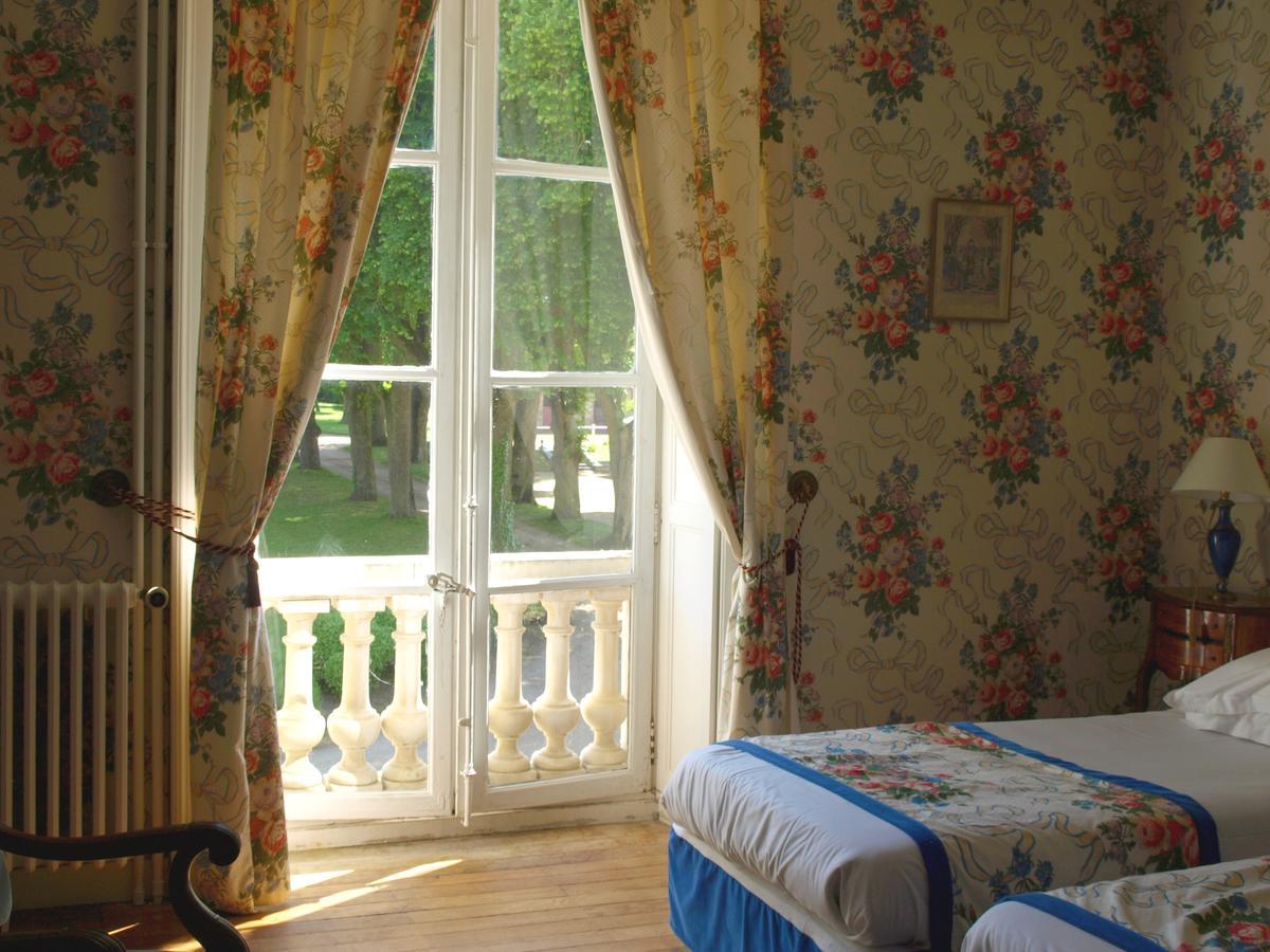 Hotel Haras De La Potardiere Crosmieres Экстерьер фото